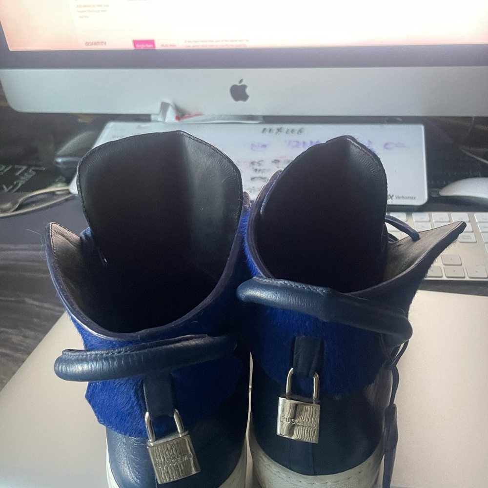 Used twice buscemi high tops